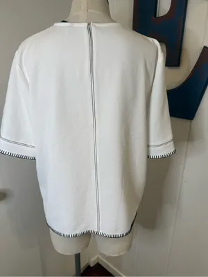 Zara White Short Sleeve Top with Black contrast stitching Sz L thumbnail 2