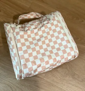 Amazon Narwey Hanging Toiletry Travel  Bag thumbnail 3