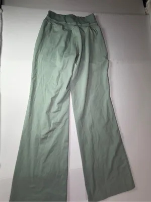 Yogalicious Wide-Leg Pull-On Pants in Sage thumbnail 7