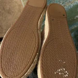 Michael Kors Hasting Tan Espadrilles Size 6.5 thumbnail 3