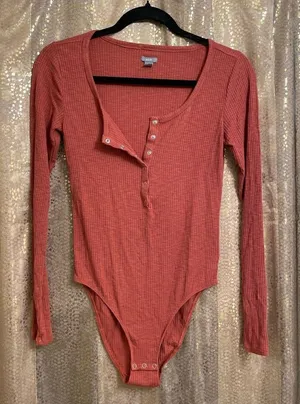 Aerie Women’s Medium Long Sleeve‎ Button Down Burnt Orange Red Bodysuit Stretch thumbnail 1