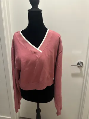 Victoria's Secret PINK V-Neck Cropped Sweatshirt thumbnail 4