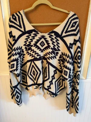Boutique The Salty Babe Blue and White Sweater thumbnail 3