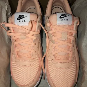 🆕 Nike Air Max Sneakers - Pink thumbnail 4