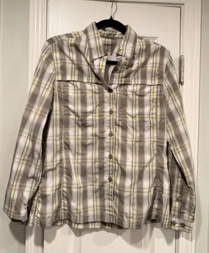 L.L. Bean Size S Green Gray Plaid Vented Nylon Hiking Trail Shirt Secure Pocket thumbnail 1