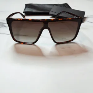 Quay Australia Nightfall Polarized Sunglasses thumbnail 3