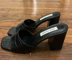 Steve Madden black heels thumbnail 1