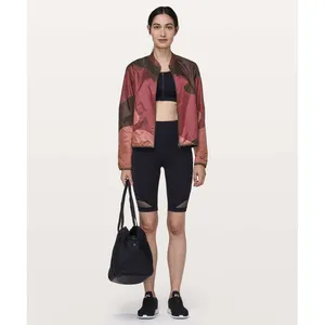 Lululemon Patch Game Jacket Redwood / Black Cherry / So Merlot Size 2 thumbnail 2