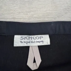 SKHOOP Karolin Short Insulated Skirt Burgundy Quilted Primaloft Mini Large thumbnail 4