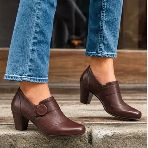 Clarks Brown Bendables Ruby Glam Ankle Booties thumbnail 1