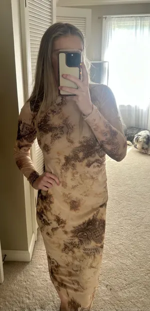 Pretty Little Thing Maxi Dress thumbnail 1