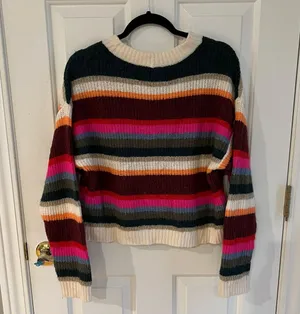 American Eagle Outfitters Sweater thumbnail 2