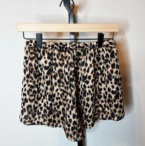 Victoria’s Secret Pajama Set thumbnail 4