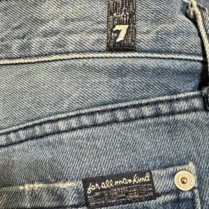 EUC 7 for all Mankind Distressed and Destroyed the Relaxed‎ Skinny Jean 25 thumbnail 3