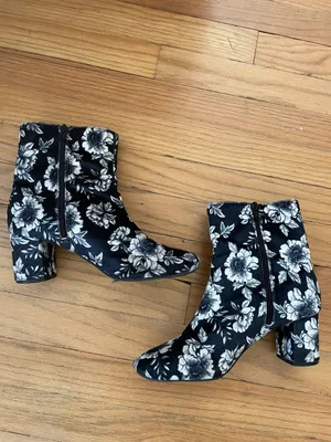 Velvet Floral Navy Booties thumbnail 1
