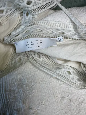 ASTR Embroidered Tunic Tank Top Ivory Size Large thumbnail 6