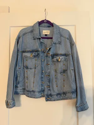 Universal Threads Studded Denim Jacket thumbnail 7