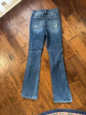 Vervet Jeans Distressed thumbnail 3