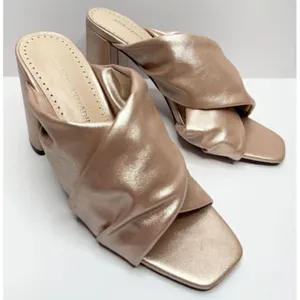 Adrienne Vittadini Gold‎ Twist Block Heel Mules Slides Rose Gold Size 6 thumbnail 4