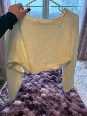 Garage sweater  thumbnail 3