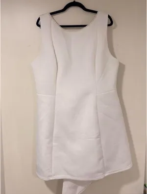 White Bach Dress Size XXL thumbnail 3