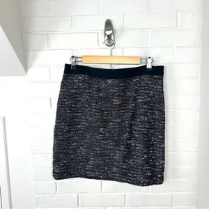 Banana Republic Tweed Knit Skirt Size 8 thumbnail 2