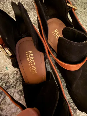 Kenneth Cole Super stylish heels size 7 🩷 thumbnail 7