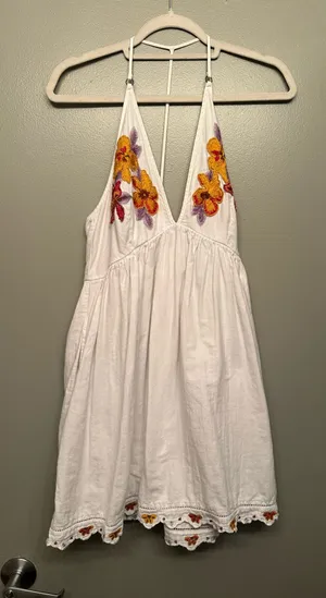 White Floral Dress thumbnail 1