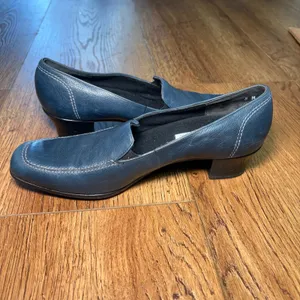 Munro American Womens 8 M Blue Leather Square Toe Loafers Low Block Heel Shoes thumbnail 7