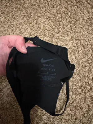 Nike Sports Bra Black Size Medium No Pads Pullover Neutral Adjustable Straps thumbnail 3
