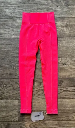 Gymshark Ultra Seamless Leggings- Neon Pink thumbnail 5