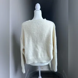 Adika Soft Fuzzy Cropped Sweater “Limited‎ Edition” Cream Oversized Cozy XS S thumbnail 2