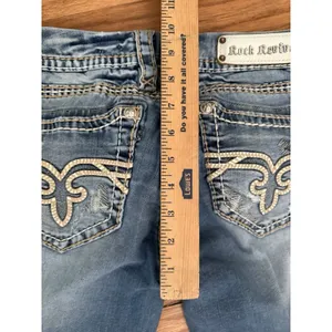 Rock Revival Women's Heidi Capri Jeans Distressed Embellished Denim Size‎ 30 thumbnail 6