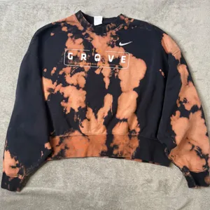 Nike The Grove Orange Theory Sweatshirt Womens S Oversized Boxy Bleached Active thumbnail 1