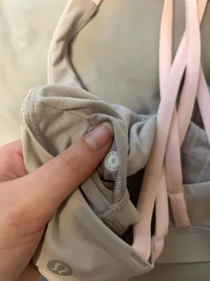 Lululemon Sports Bra thumbnail 3