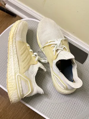 adidas UltraBoost Women’s Sneakers Shoes Size 10 thumbnail 5