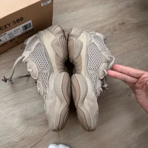 Yeezy 500 Taupe Light Original sneakers thumbnail 3
