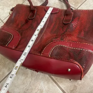 Cromia Italy Burgundy Snakeskin Leather Shoulder Bag Tassel Satchel" HAS PEELING thumbnail 6