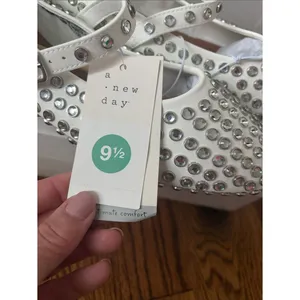 a new day Issa White Studded Mary Jane Flats Size 9.5 New with Tags thumbnail 2