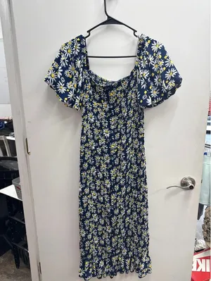 Trixxi Women’s boutique style dress size medium thumbnail 7