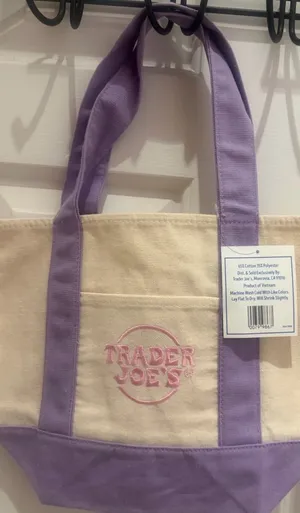 Tote Trader Joe’s Purple thumbnail 1