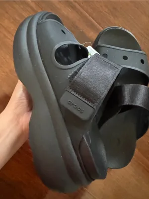 Crocs Kids' Black Platform Mary Jane Sandals thumbnail 2