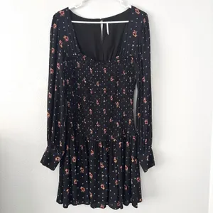 Free People-M Floral Long Sleeve Smocked Mini Dress Romantic Boho-Chic Babydoll‎ thumbnail 11