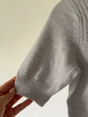 Banana Republic Gray Pointelle Puff Sleeve Sweater Tee XS thumbnail 4