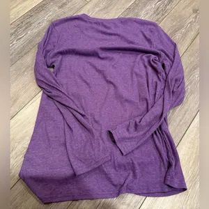 Women’s Purple Knot Front Long Sleeve Tee Size M thumbnail 3