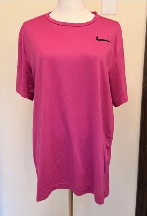 Nike Pro pink standard fit dri-fit short sleeve top thumbnail 1