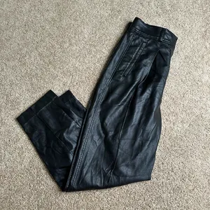 Aritzia‎ Babaton Mayne Pants thumbnail 2