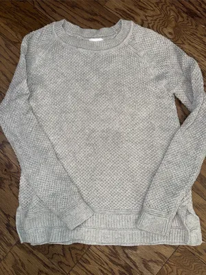 Old Navy Gray Crewneck Knit Sweater size small thumbnail 1