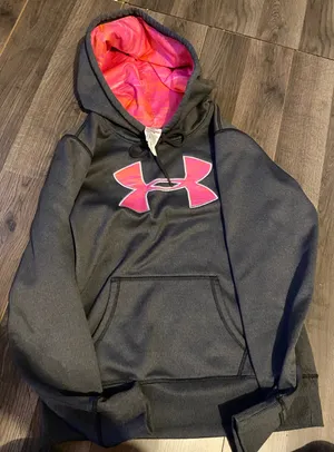 Under Armour Hoodie thumbnail 1