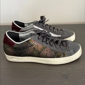 P448‎ John Turan Lace Up Sneakers Snake colorway Women’s size 37 Low Top thumbnail 12